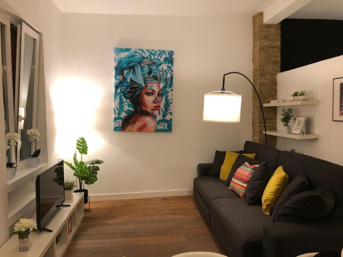 Impresionante Apartamento En Ruzafa Al Lado Del Mercado Valencia Bagian luar foto
