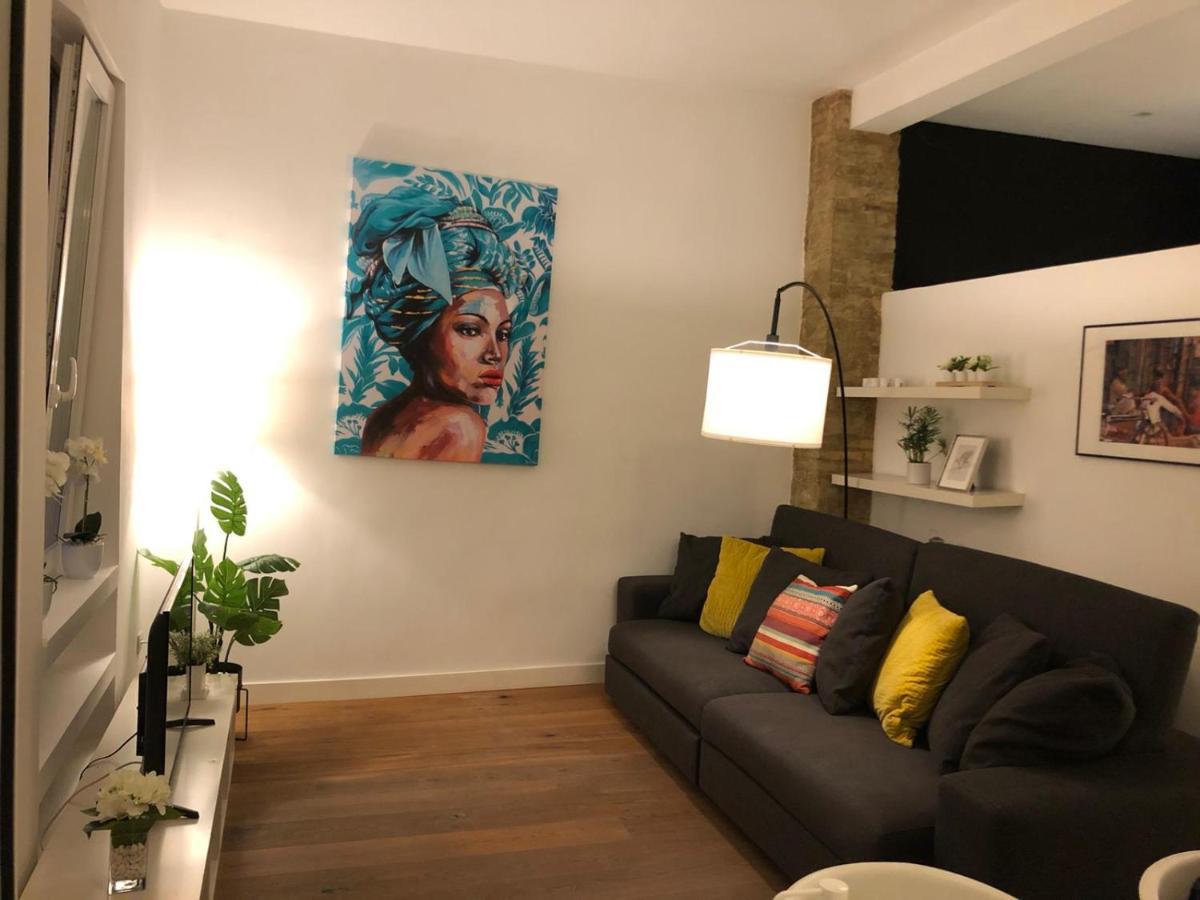 Impresionante Apartamento En Ruzafa Al Lado Del Mercado Valencia Bagian luar foto